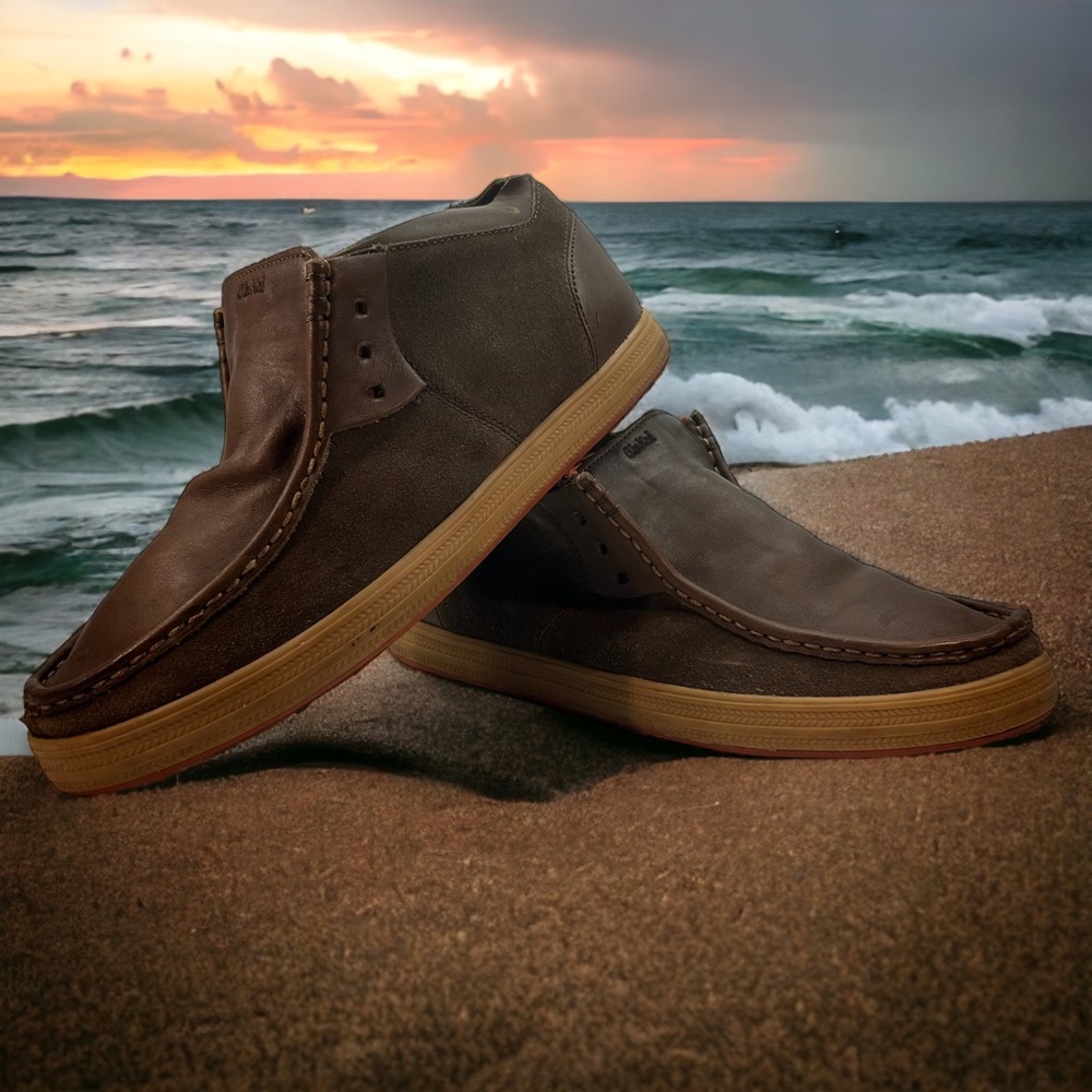 Olukai Pahono mid Moc toe casual chukka shoes men’s 9 brown leather